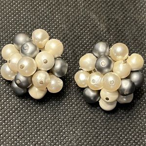 Lacuna Vintage Earring